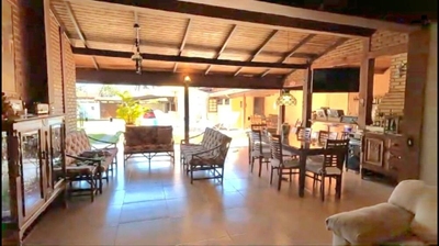 Casa, 4 quartos, 460 m² - Foto 1