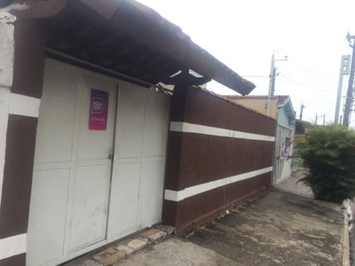 Casa, 4 quartos, 190 m² - Foto 1