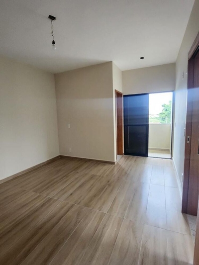 Casa, 2 quartos, 82 m² - Foto 1