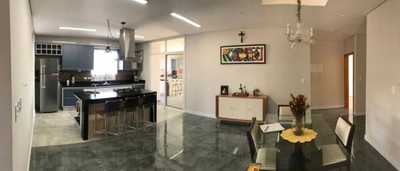 Casa, 3 quartos, 270 m² - Foto 3