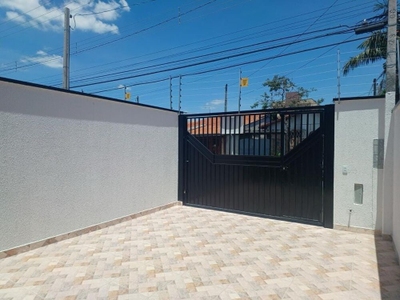 Casa, 2 quartos, 67 m² - Foto 1