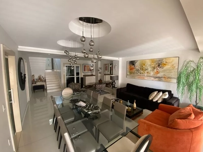 Casa, 4 quartos, 651 m² - Foto 1