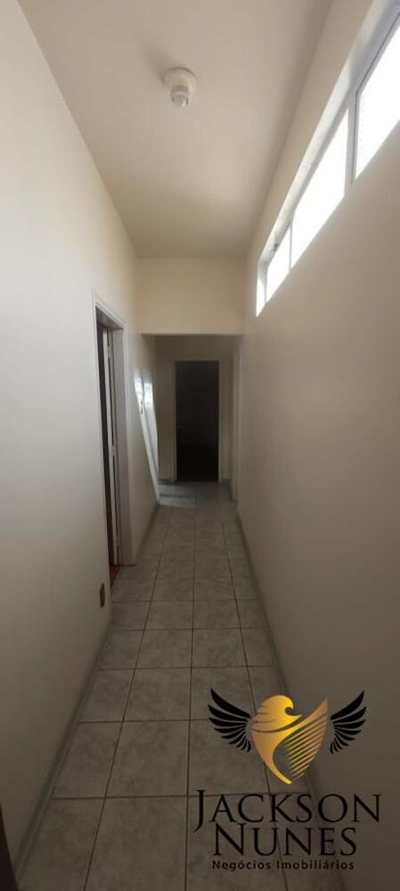 Casa, 3 quartos, 301 m² - Foto 2