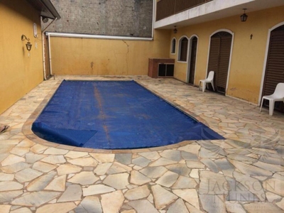 Casa, 4 quartos, 335 m² - Foto 1