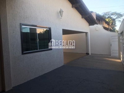 Casa, 3 quartos, 205 m² - Foto 1