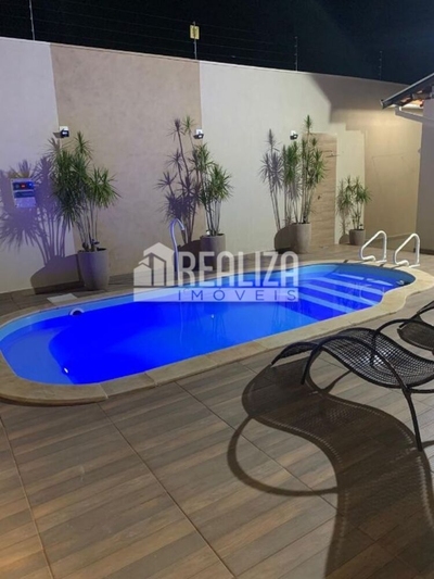 Casa, 3 quartos, 127 m² - Foto 1