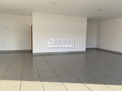 Casa, 4 quartos, 238 m² - Foto 1