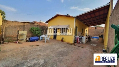 Casa, 2 quartos, 67 m² - Foto 1