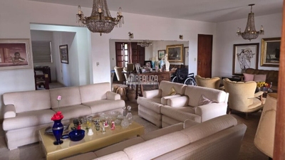 Apartamento, 3 quartos, 208 m² - Foto 1