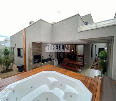 Casa de Condomínio, 4 quartos - Foto 1