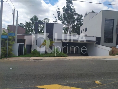 Casa, 3 quartos, 192 m² - Foto 1