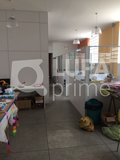 Depósito-Galpão, 240 m² - Foto 1