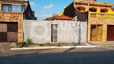 Terreno, 240 m² - Foto 1