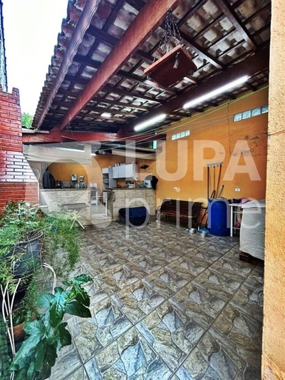 Casa, 3 quartos, 82 m² - Foto 2