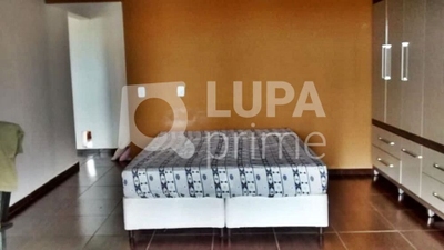 Casa, 2 quartos, 200 m² - Foto 2