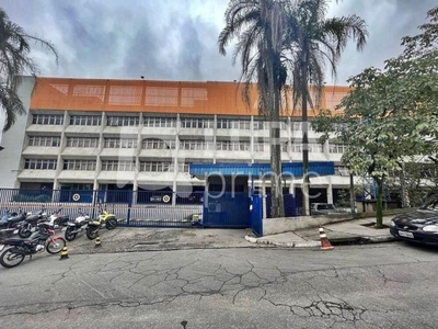 Prédio Inteiro, 4703 m² - Foto 1