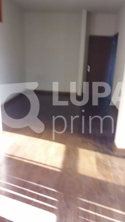 Casa, 3 quartos, 200 m² - Foto 2