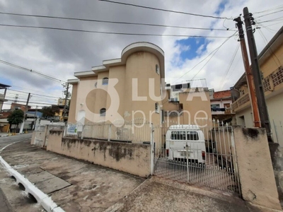 Casa, 3 quartos, 262 m² - Foto 1