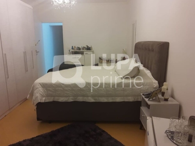 Casa, 3 quartos, 169 m² - Foto 1