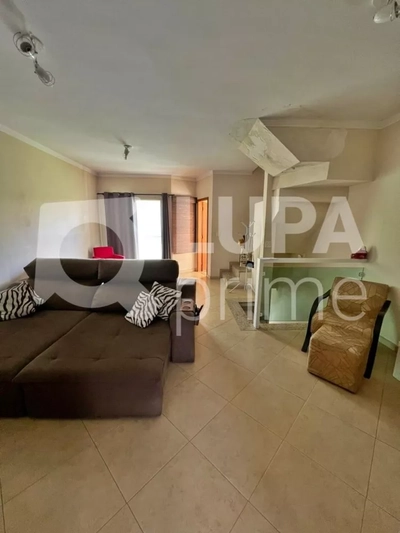 Casa, 3 quartos, 217 m² - Foto 1