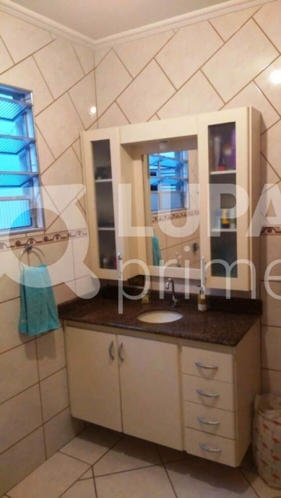 Casa, 3 quartos, 243 m² - Foto 2