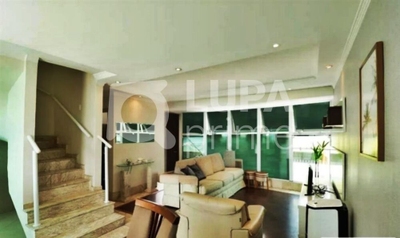 Casa, 3 quartos, 208 m² - Foto 1