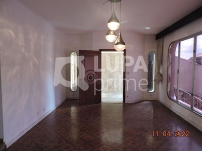 Casa, 3 quartos, 292 m² - Foto 2