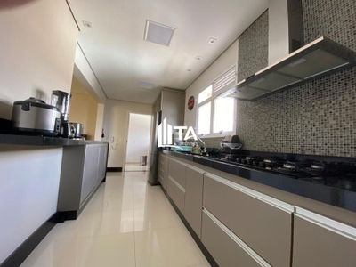 Apartamento, 3 quartos, 140 m² - Foto 2