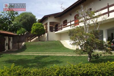 Casa, 4 quartos, 367 m² - Foto 1
