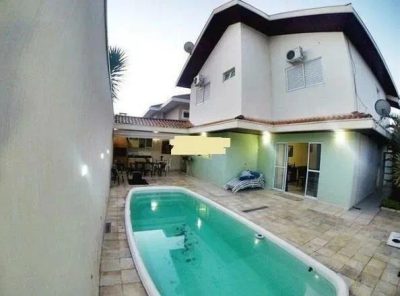 Casa, 4 quartos, 280 m² - Foto 1