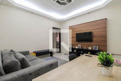 Casa, 3 quartos, 196 m² - Foto 4