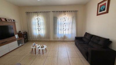 Casa, 3 quartos, 325 m² - Foto 2