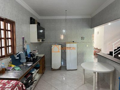 Sobrado, 4 quartos, 236 m² - Foto 4