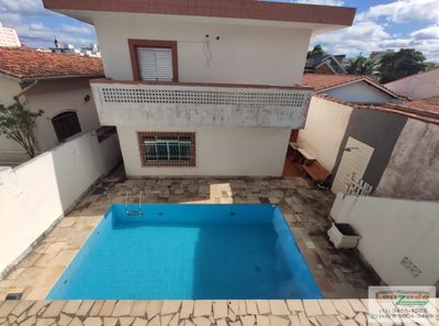 Sobrado, 3 quartos, 214 m² - Foto 1