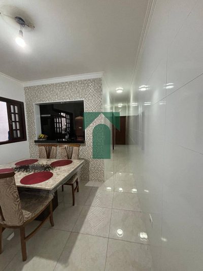 Sobrado, 3 quartos, 248 m² - Foto 4