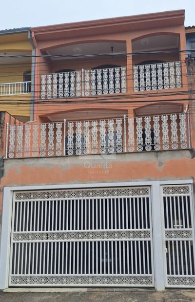 Sobrado, 3 quartos, 216 m² - Foto 1
