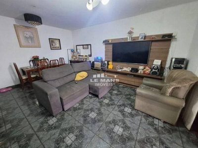 Casa, 3 quartos, 213 m² - Foto 2