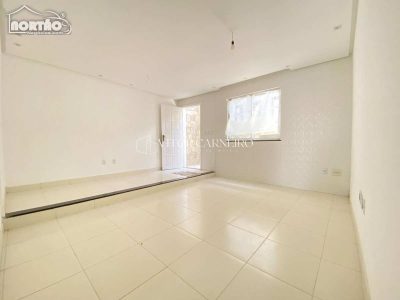 Casa, 4 quartos, 108 m² - Foto 1