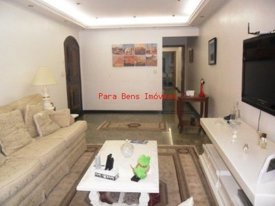 Sobrado, 3 quartos, 180 m² - Foto 1