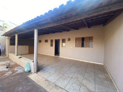 Casa, 2 quartos, 360 m² - Foto 1
