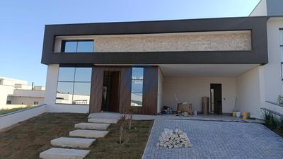 Casa, 3 quartos, 300 m² - Foto 1