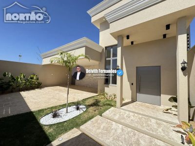 Casa, 1 quarto, 213 m² - Foto 2