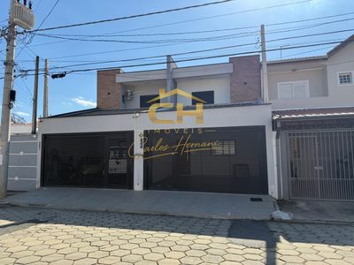 Casa, 3 quartos, 270 m² - Foto 1