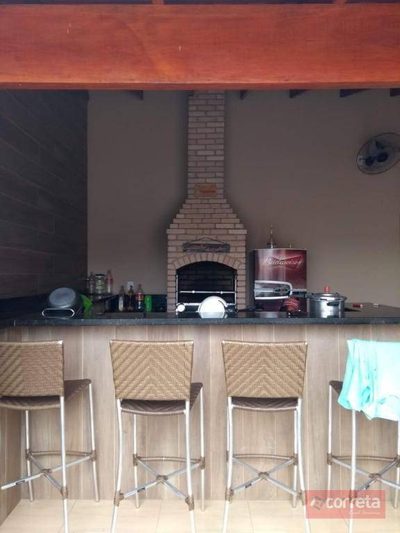 Casa, 3 quartos, 176 m² - Foto 1