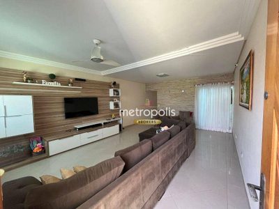 Sobrado, 3 quartos, 239 m² - Foto 1