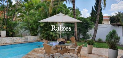 Casa, 7 quartos, 650 m² - Foto 2
