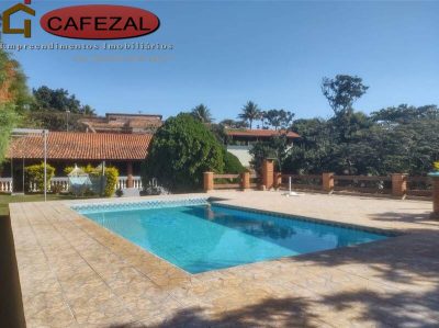 Casa, 3 quartos, 241 m² - Foto 1