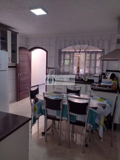 Casa, 4 quartos, 180 m² - Foto 5