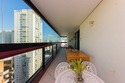 Apartamento, 4 quartos, 242 m² - Foto 3