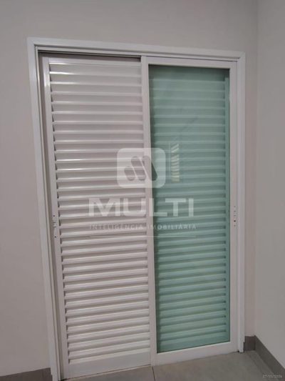 Casa, 3 quartos, 250 m² - Foto 2